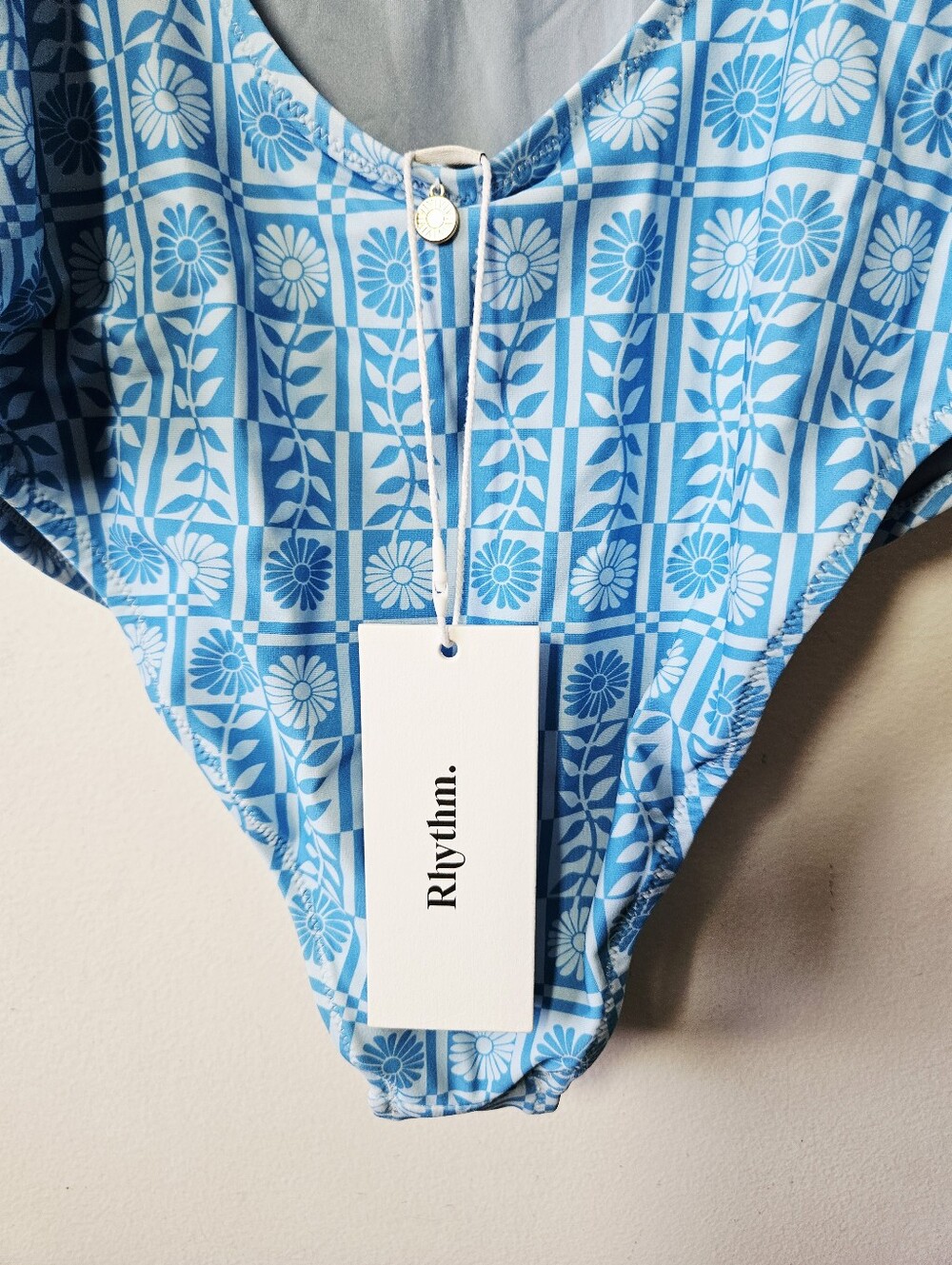 NWT Rhythym Blue Floral One Piece Swimsuit Size XL Low Back Scoop Neck - Picture 4 of 5